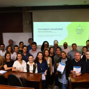 Asociación de Graduados – GradUAM recibe reconocimiento de  participación en el programa Consejero GradUAM